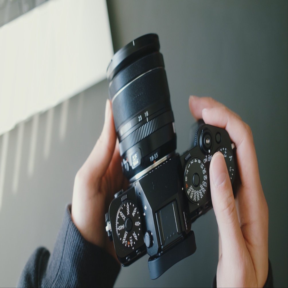 FUJIFILMのカメラを使っている人に知ってほしい“レンズ選び”について