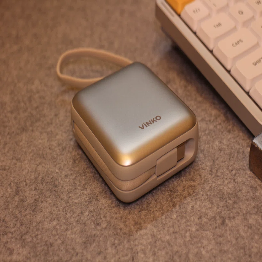 レビュー】VINKO モバイルバッテリー 10000mAh｜ほしのだいすけ