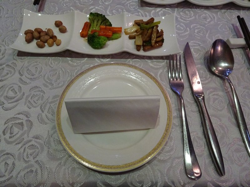 台北中山の欣欣魚翅坊にてフカヒレ料理などを食べる 門田和雄 Note 台北中山の欣欣魚翅坊にてフカヒレ料理などを食べる 門田和雄 Note