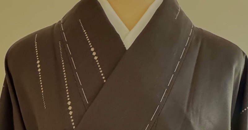 雫のような絣柄泥大島紬