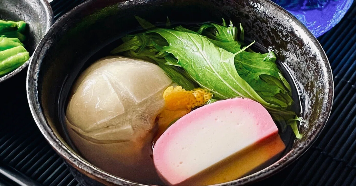 お雑煮商会ページです 大阪府の郷土料理「お雑煮」（2日以降のすまし仕立て）｜as