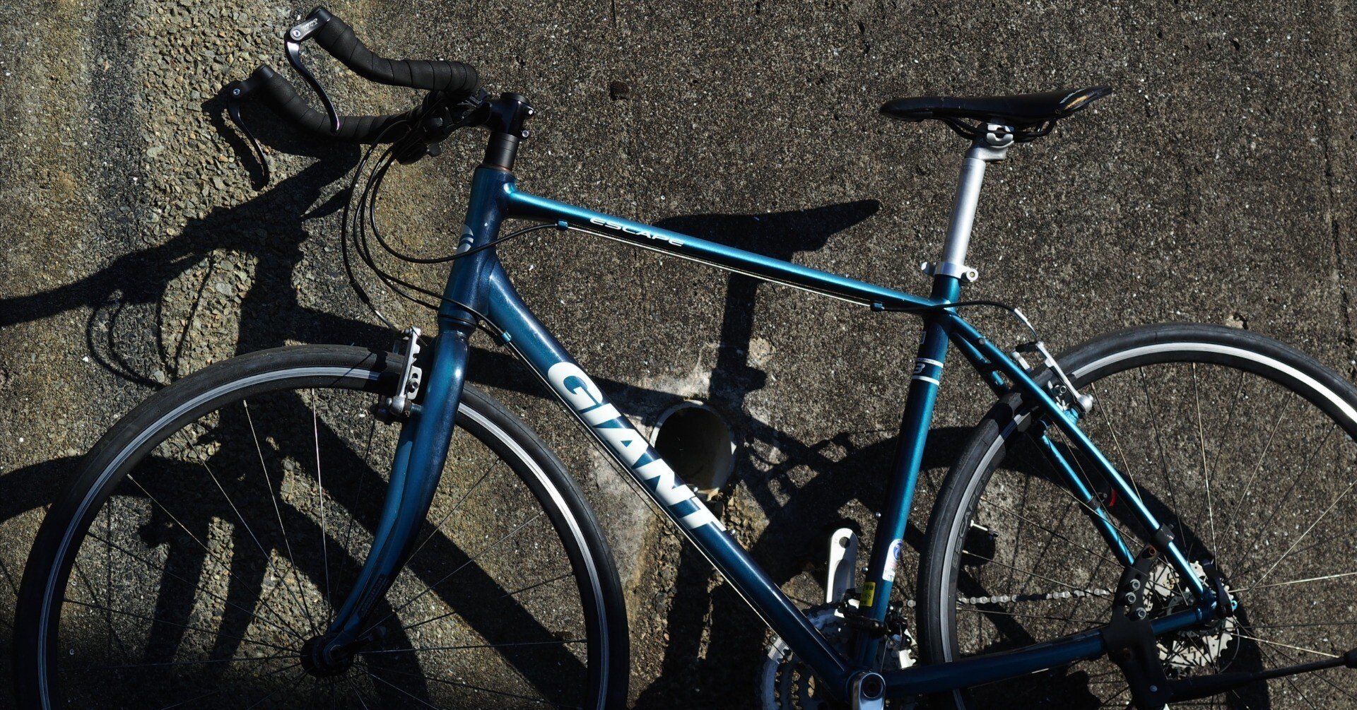 クロスバイクGIANT ESCAPE R3をブルホーンハンドルに改造する