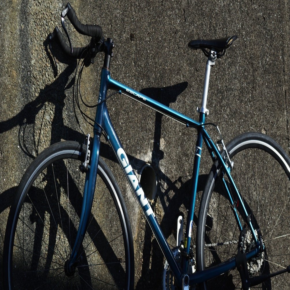 クロスバイクGIANT ESCAPE R3をブルホーンハンドルに改造する