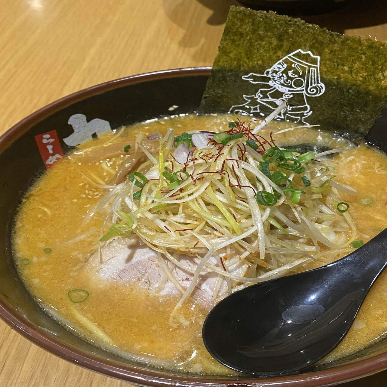 紅葉狩りにイルミネーション…北薩の秋を満喫｜めいこ＠旅するボタン屋