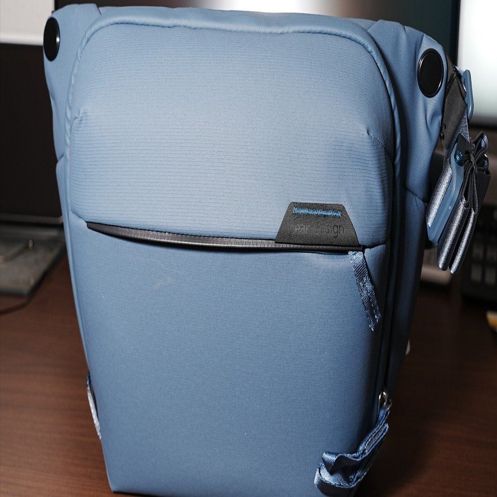 新しいレンズを買ったら新しいバッグも欲しくなる『ピークデザイン