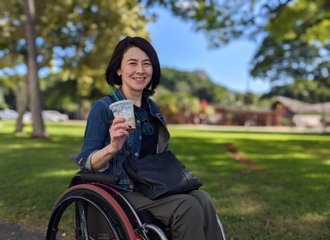 岸田ひろ実 Note