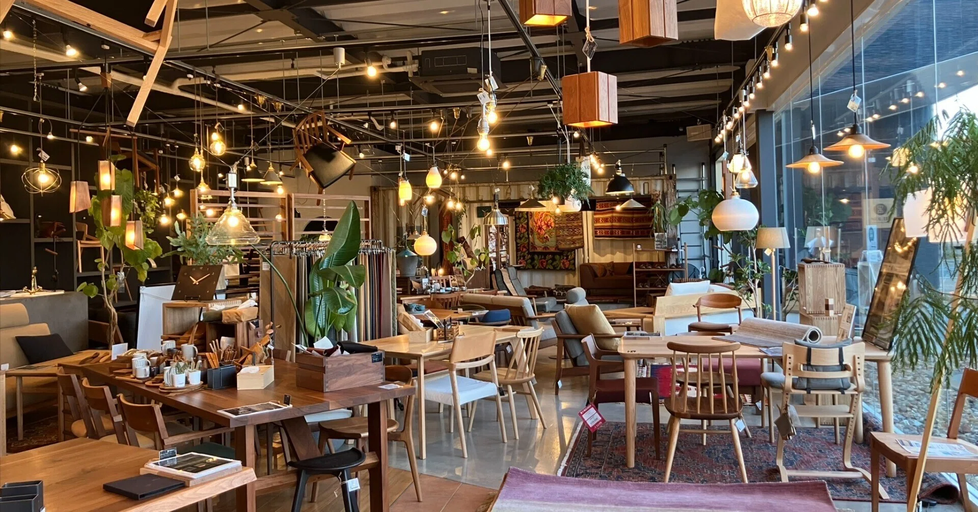 SOLID FURNITURE STORE HAMAMATSU｜アトリエ ノキ