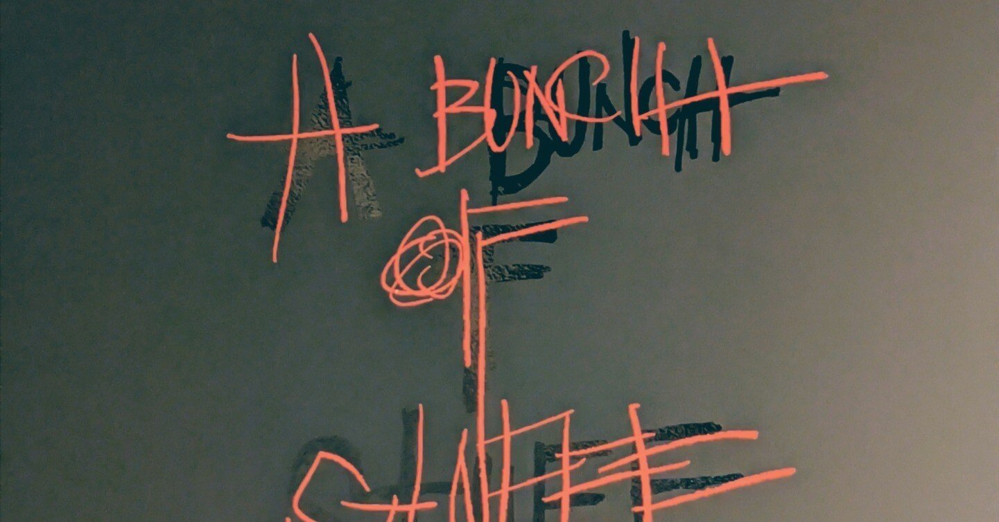 A Bunch of Stuff ジョニーデップ 個展 Gジャン XXL 特別展：ジョニー