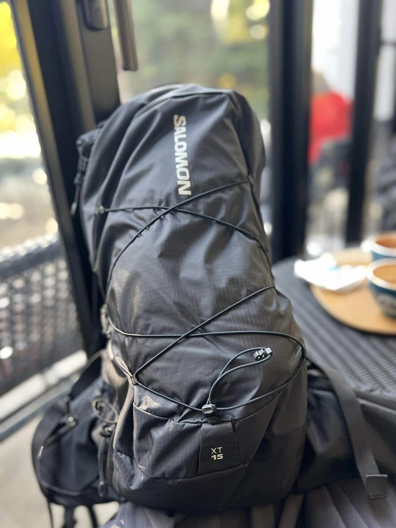 SALOMON サロモン XT15ハイキングバッグ リュック ブラック 偏服日記2: ファッションの悩み『リュックが浮く』を解決/SALOMON XT15