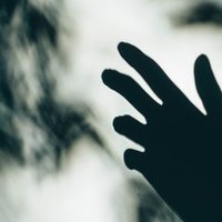 ひとは一人で勝手に助かるだけ 自分の正義を他人に振りかざさない 西尾維新さん 化物語 井手 桂司 Note