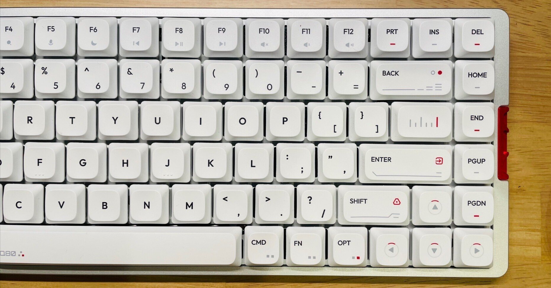 IQUNIX MQ80 ロープロファイル メカニカルキーボード　英語配列 IQUNIX MQ80 Aluminum Low Profile Mechanical Keyboard – IQUNIX.com
