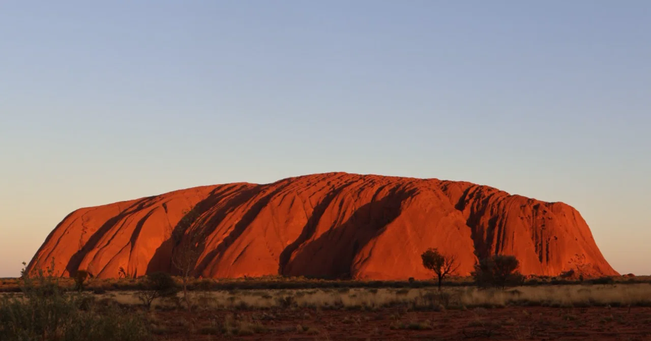 [Travelogue] The result of paying $1200 for a 'mere rock' called Uluru ...
