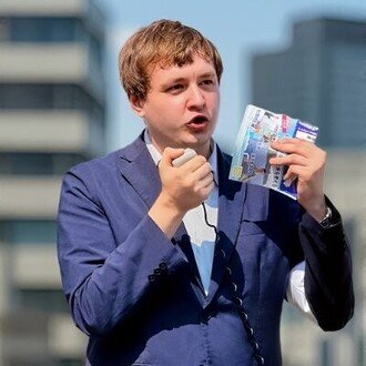 ナザレンコ・アンドリー