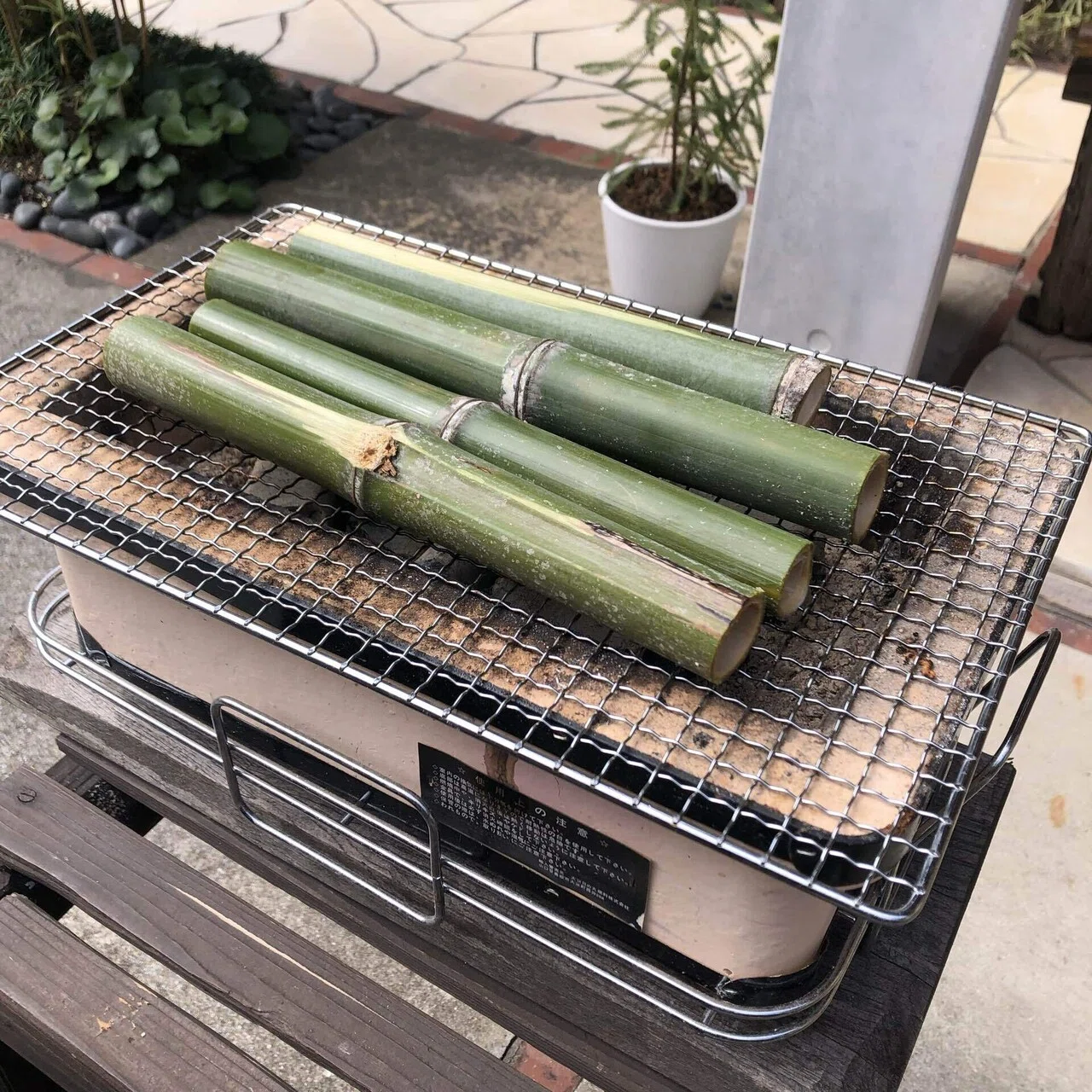 🍵 妻の茶道教室を支える裏方奮闘記：茶杓削り体験会を開催｜おにおん
