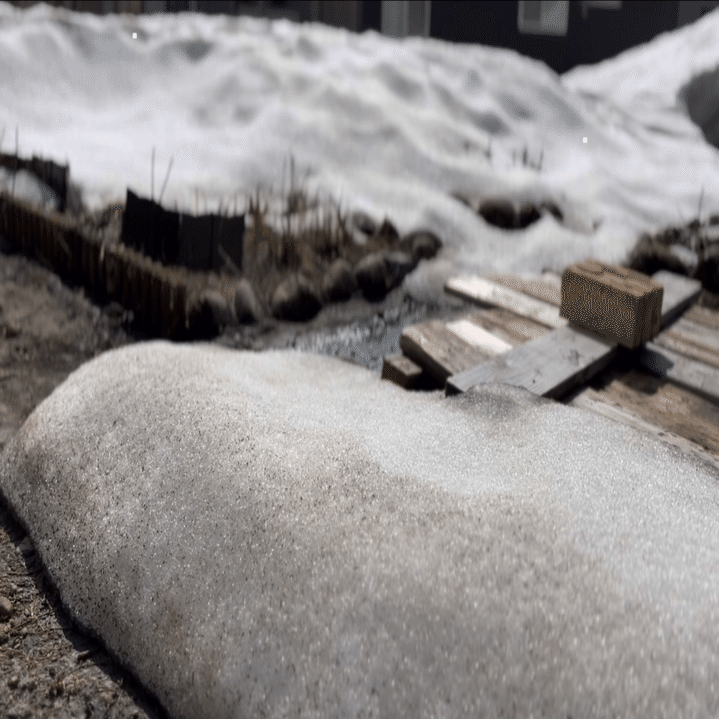 エッセイ】描くことは、ときに苦しくて孤独。それでも生きる手応えに