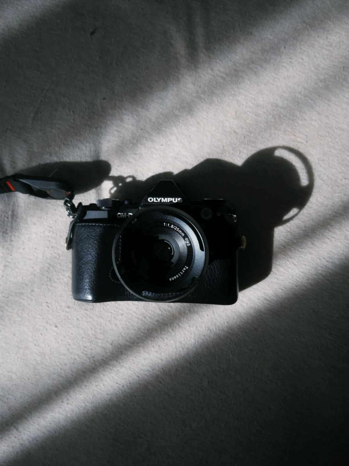 OLYMPUS OM-D E-M5 Mark Ⅱのはなし｜すず