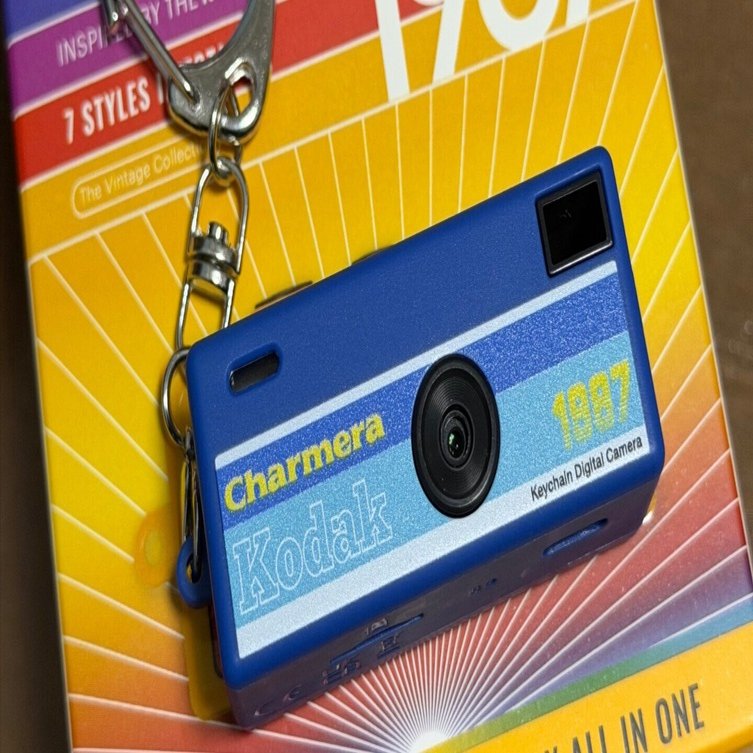 今日の1枚 #14 「試し撮り」 Kodak Charmera｜ema_photo