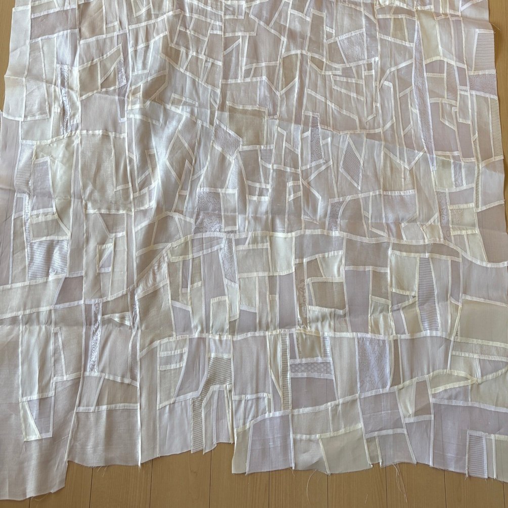 ポジャギ制作日記】白系のシルクポジャギ、終わりそうで終わらない