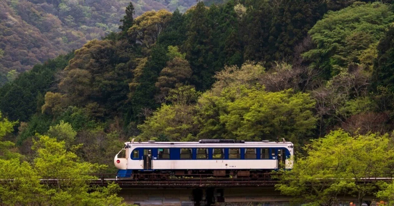 鉄道写真 青白いトーン 高品質印刷 鉄道写真 青白いトーン 高品質印刷