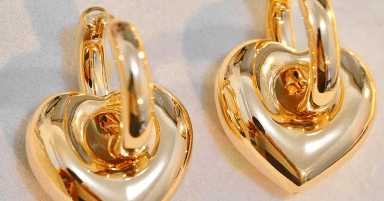 18Kイエローゴールド】 2wayハートフープピアスが“大人の耳元”に