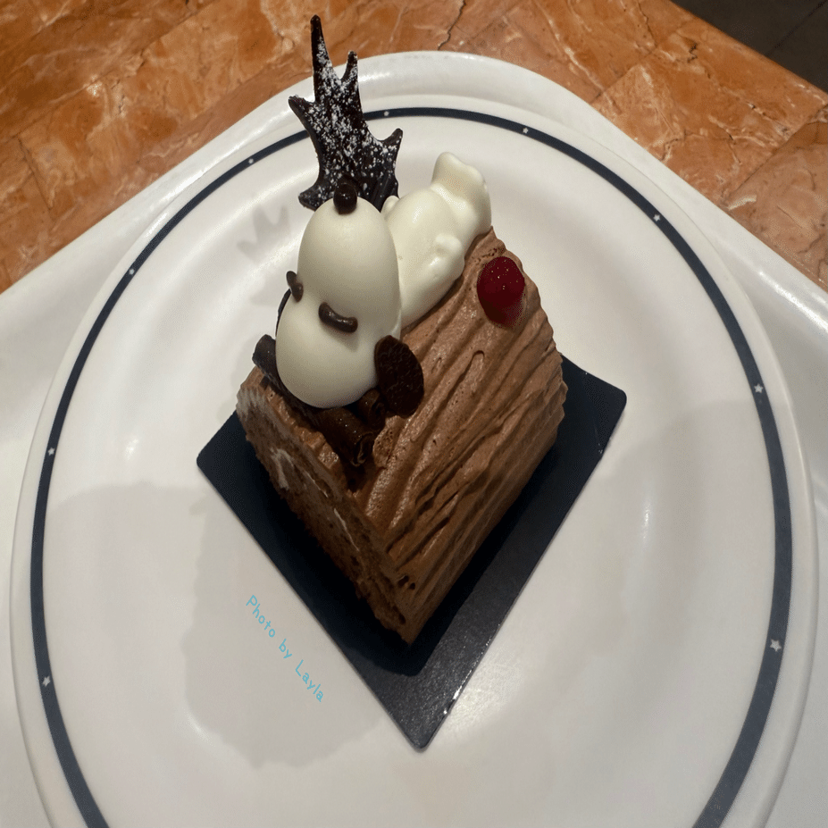 USJ日記】パーク内のクリスマスケーキの食レポさせてください