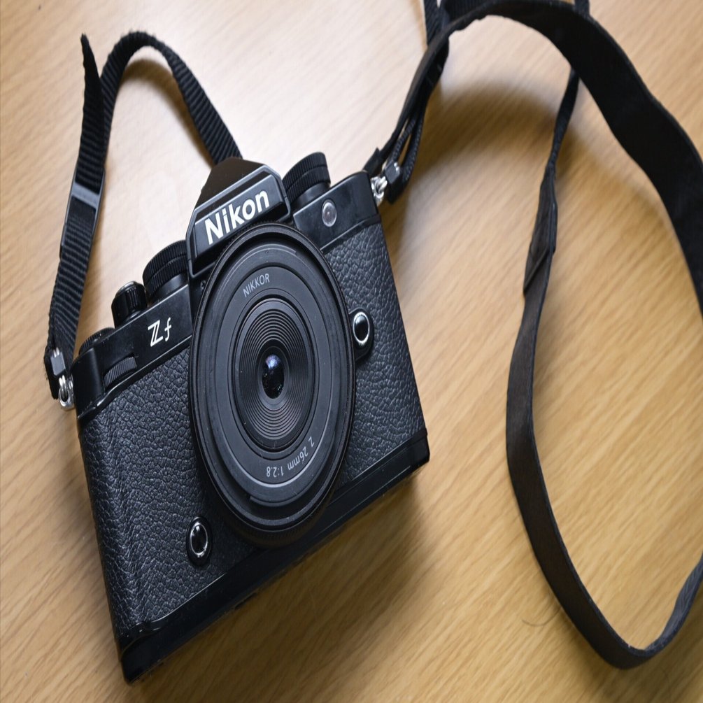 小さいは正義】カメラがもっと身近になる魔法のレンズ Z26mmf/2.8｜け