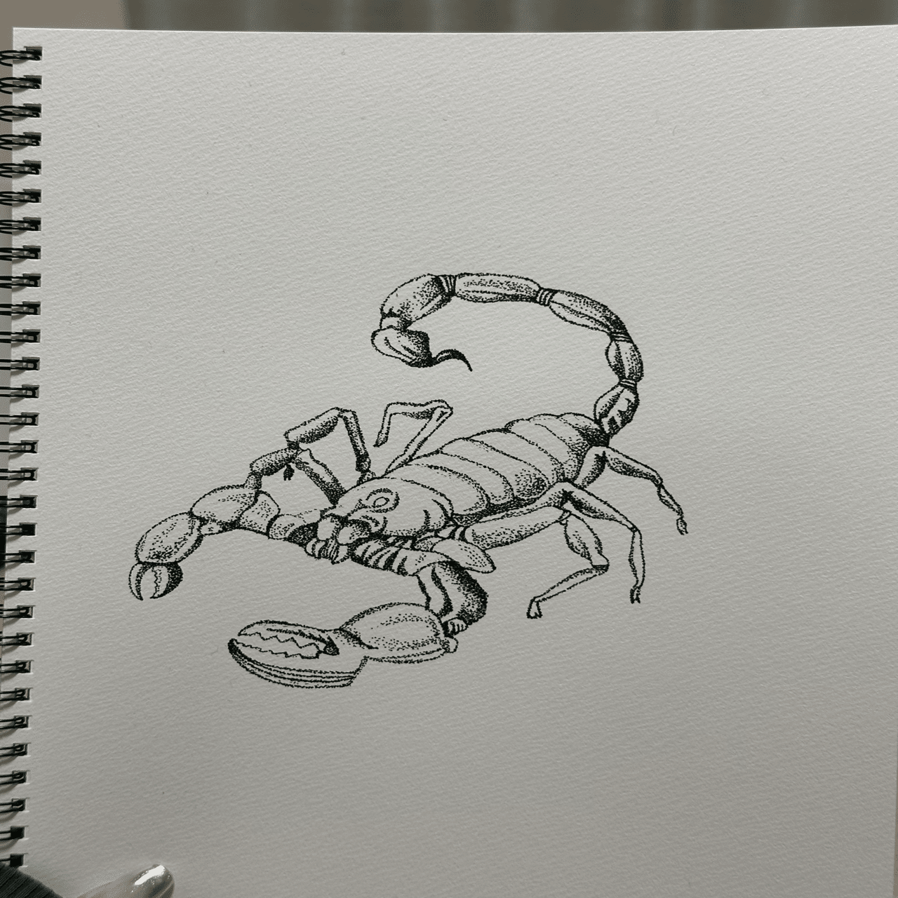 転職期間に見つけた趣味｜点描画を描く自分時間｜りさ