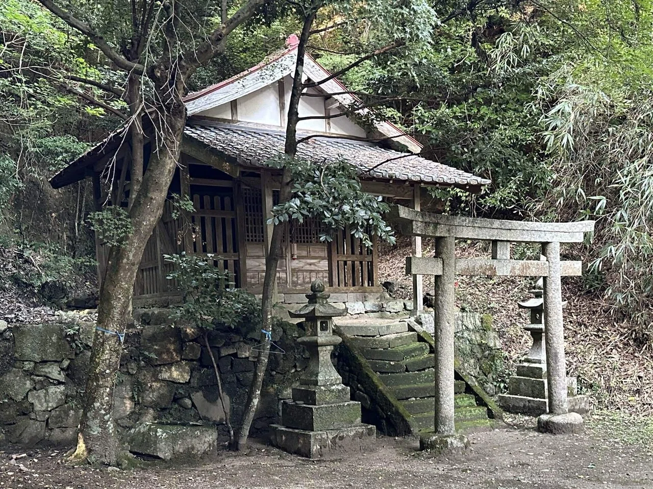 5283 厳島神社 兵庫県神戸市北区山田町坂本（坂本厳島神社）｜日本中
