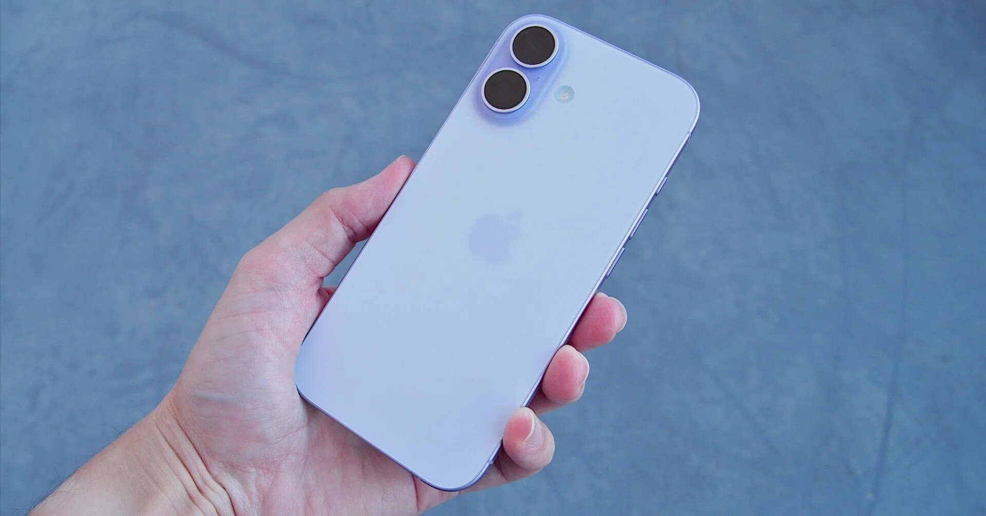 iPhone 17(無印) レビュー！実機で分かったメリット・デメリット｜吾妻 