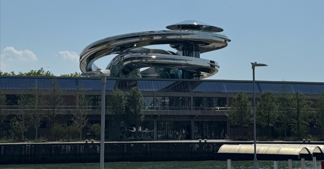 e2eaa93578fb1d627abd8bbf9bd30c