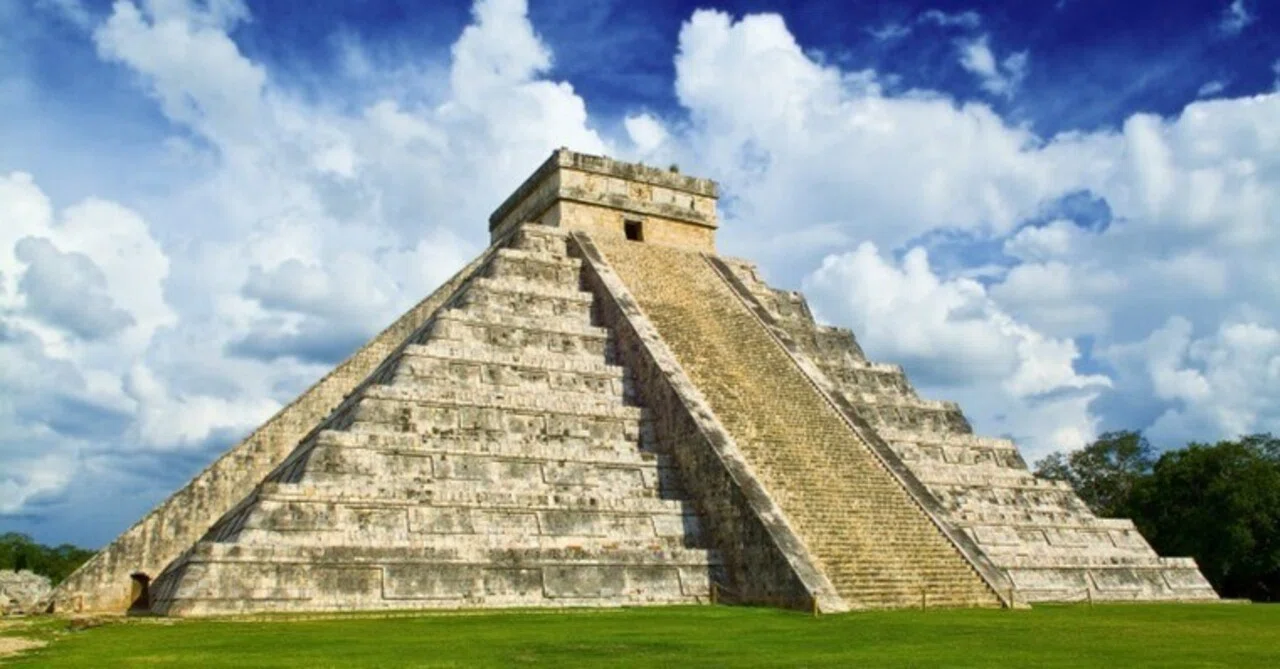 新世界の七不思議・チチェンイッツア遺跡｜メキシコ観光