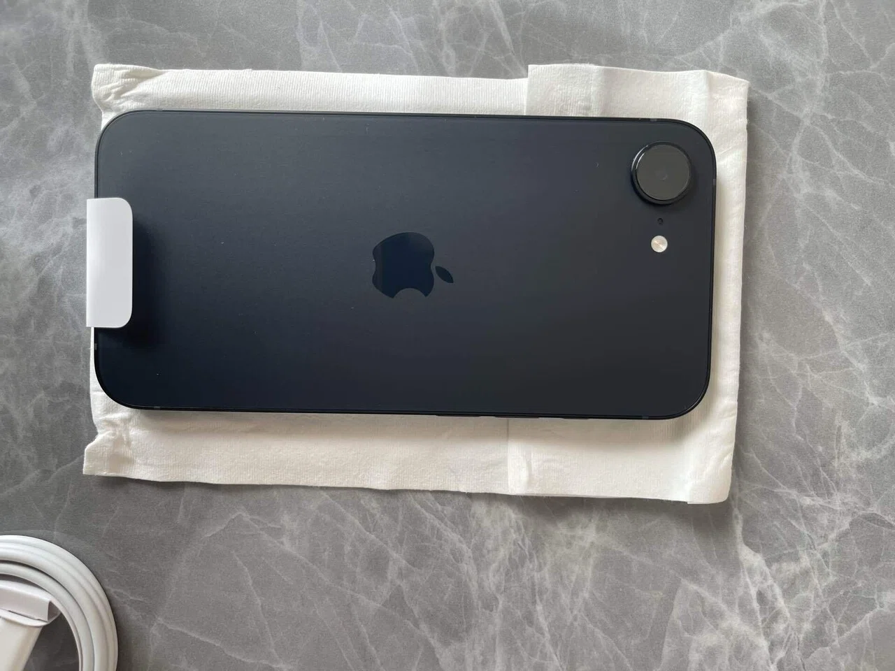 iPhone16eがやってきた｜rincom
