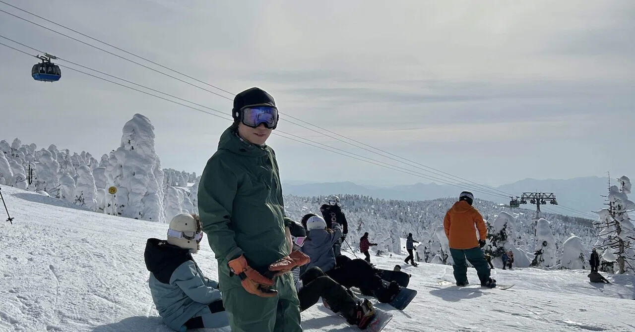 Steam, Mochi, and Wine. A 2-Day Snow Trip in Zao Onsen: Skiing