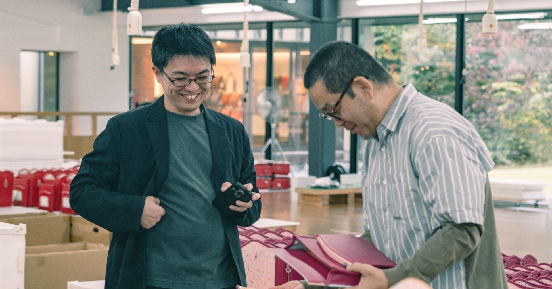 割れないうつわ「ARAS」の革命的な工場を見学【石川樹脂工業