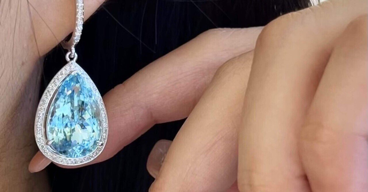 大きなアクアマリンピアスシリーズをご紹介｜ジュエリー長谷川