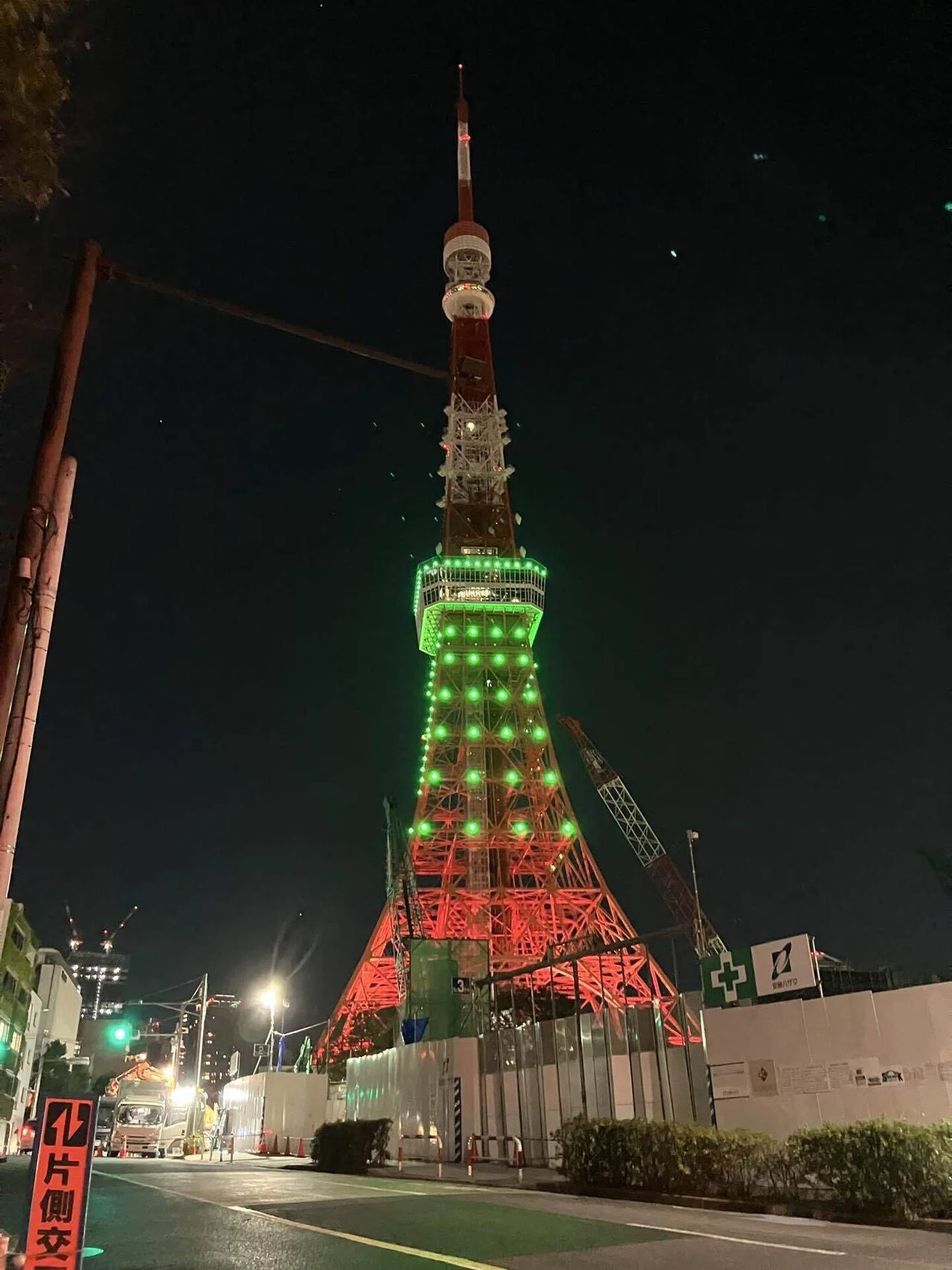 35．「東京タワー、元気ないやん」｜濵田朱莉