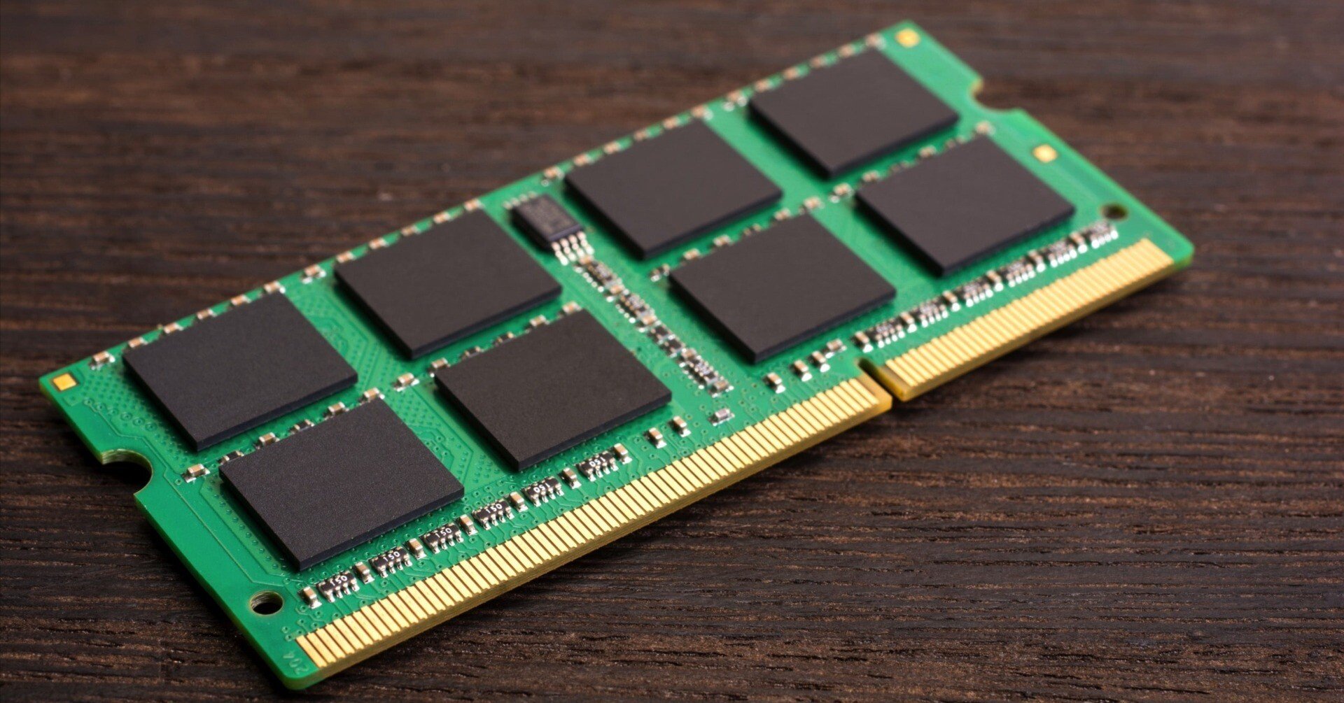 Synology NASはメモリ増設でここまで快適に変わる。失敗しない選び方と