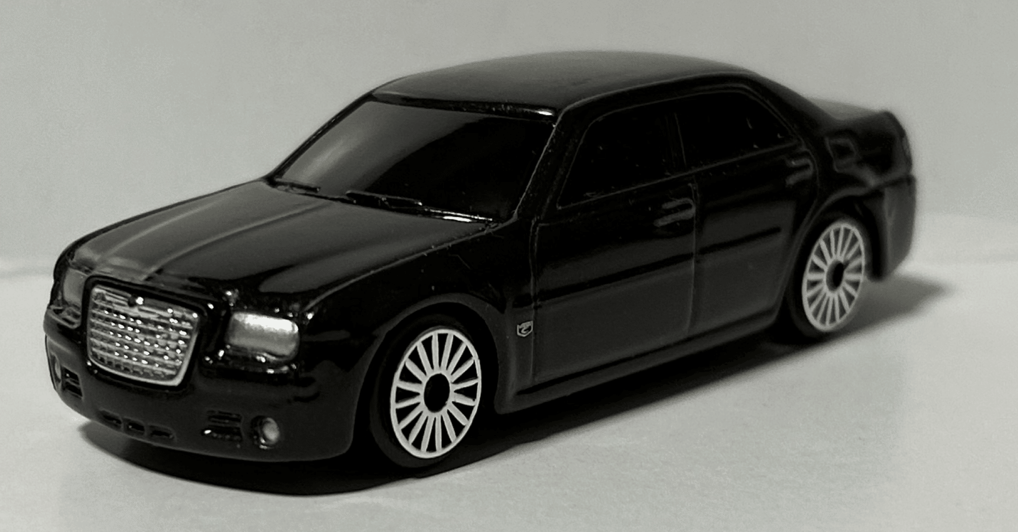 マイスト クライスラー 300C HEMI ｜さばお🫠気ままなミニカーブログ