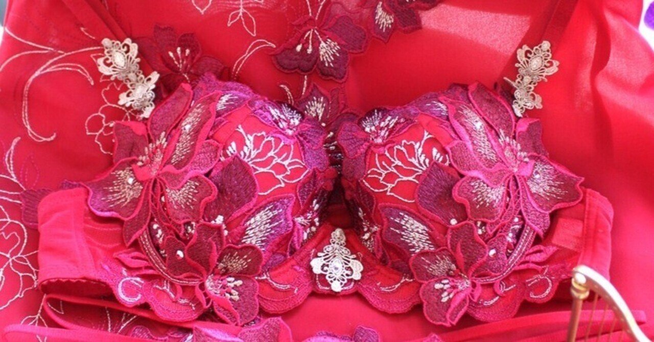 Vol.37｜― 深紅が目覚めさせる“華のオーラ”― Salute 29group｜REカラー