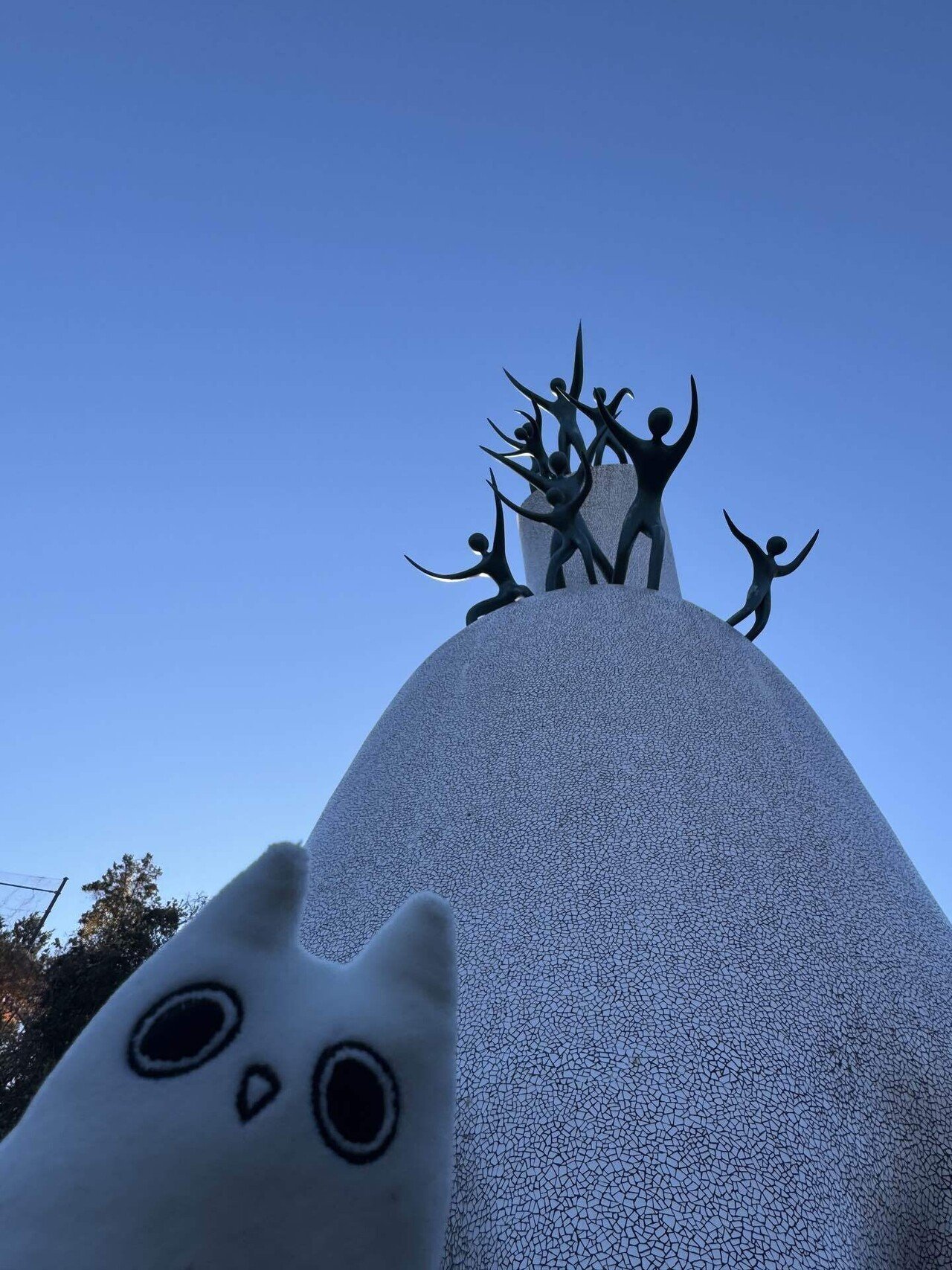 岡山太郎丸 休館前に岡本太郎美術館 好きなものの話 #02｜魔界の林檎