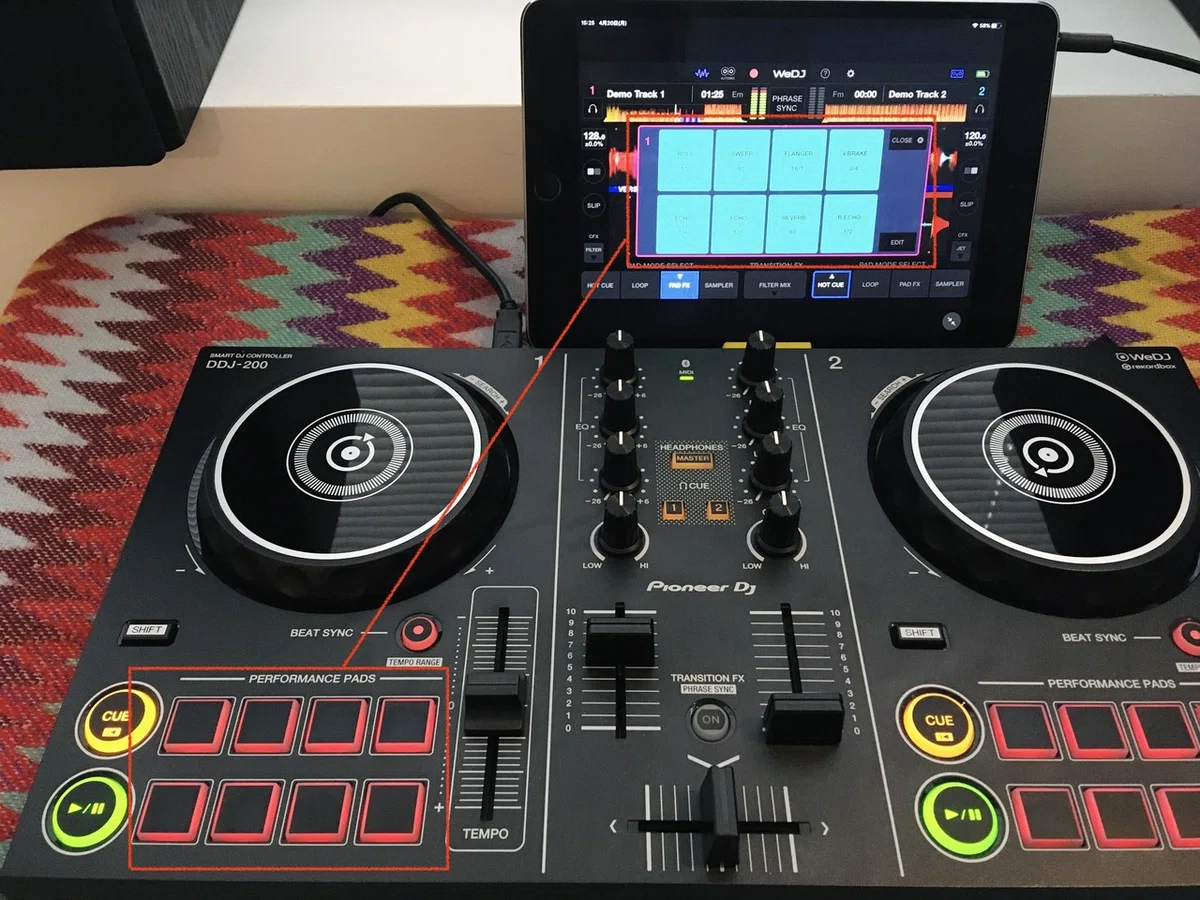 Pioneer DJ DDJ-200 2ch スマート DJコントローラー（Pioneer DJ DDJ 