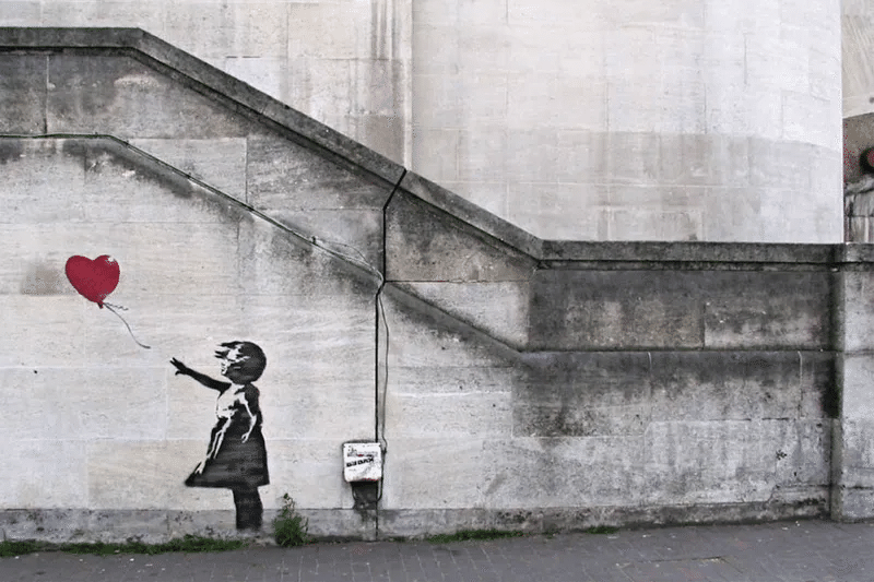 Banksy】「Girl with Balloon 2006」「風船と少女」：社会に与えた衝撃