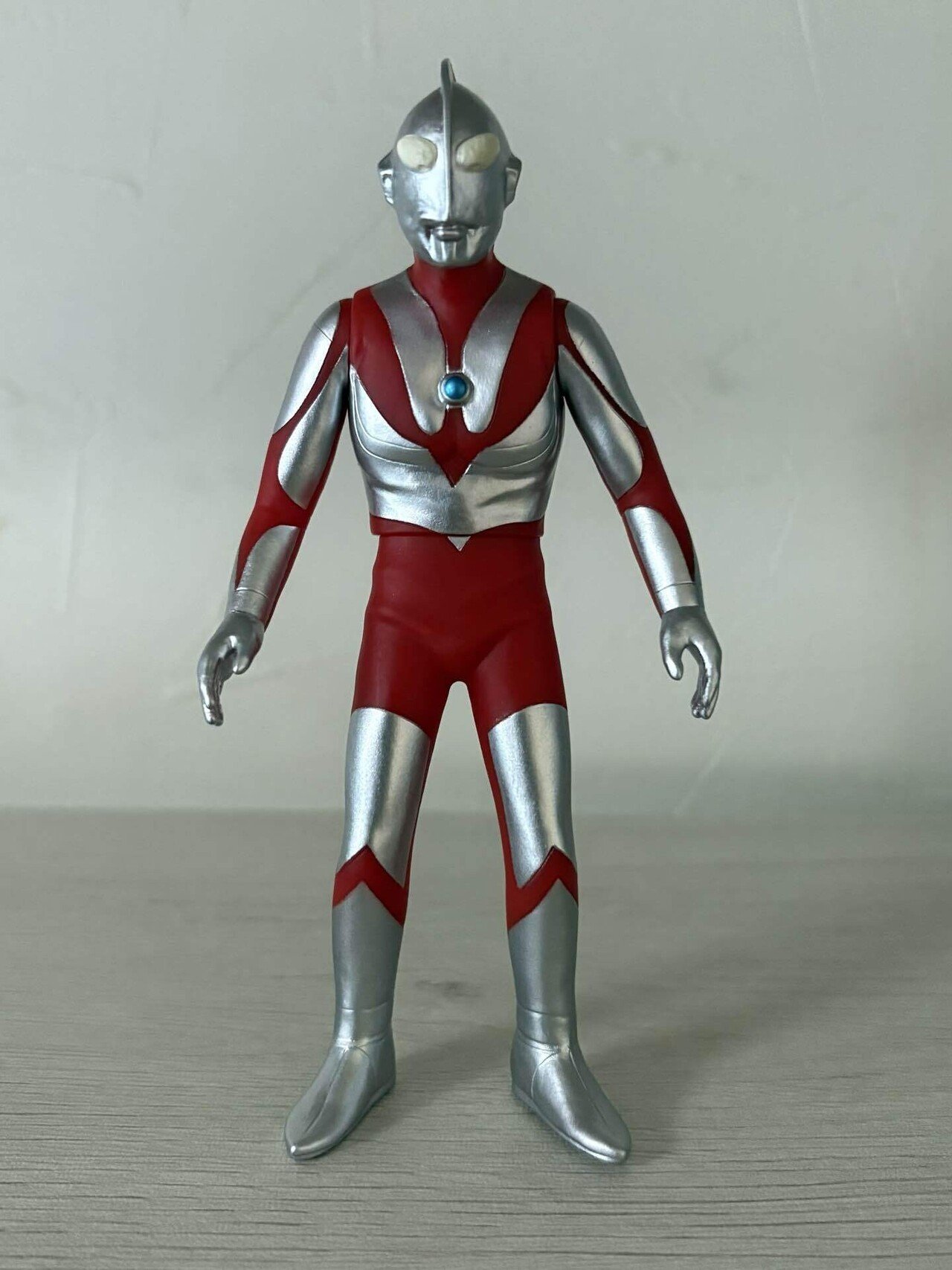 ウルトラマンAタイプ 重塗装計画｜自由なダム・ガン