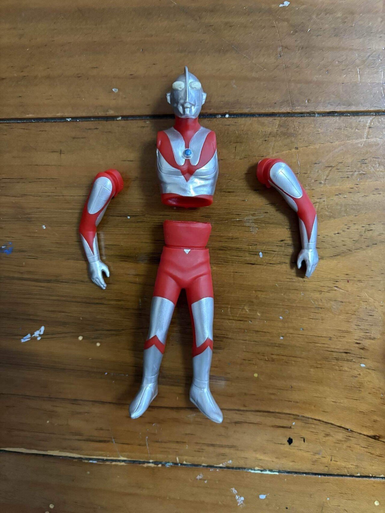 ウルトラマンAタイプ 重塗装計画｜自由なダム・ガン