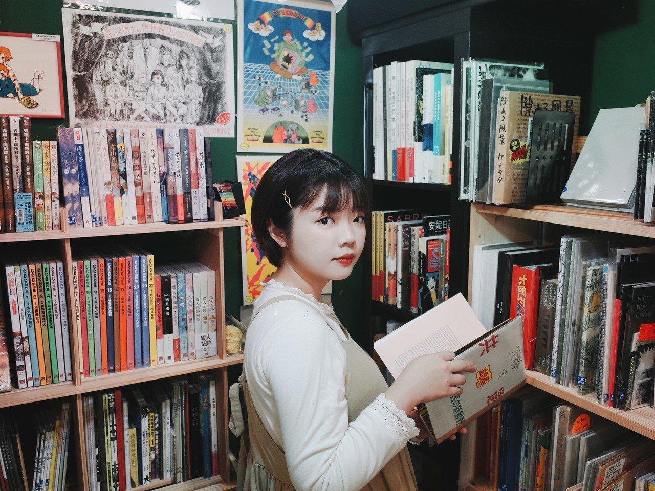 村上春樹 猫を棄てる 挿絵担当 台湾出身イラストレーター 高妍さんインタビュー 文藝春秋digital 村上春樹 猫を棄てる 挿絵担当 台湾出身イラストレーター 高妍さんインタビュー 文藝春秋digital