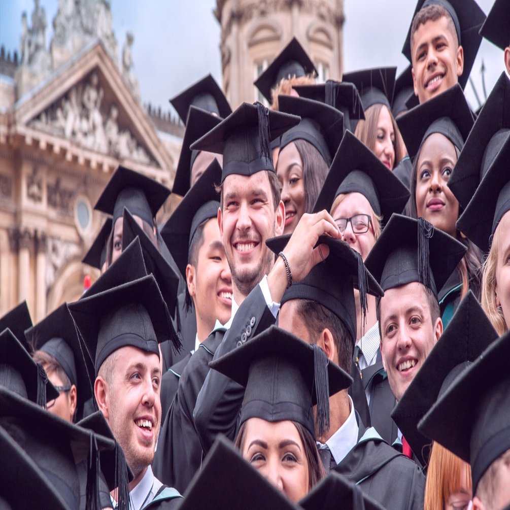 日本人高校生が “欧州名門大学” を選ぶべき理由:個人の資産とキャリアを守るための、新しい生存戦略｜リアン留学センター公式note