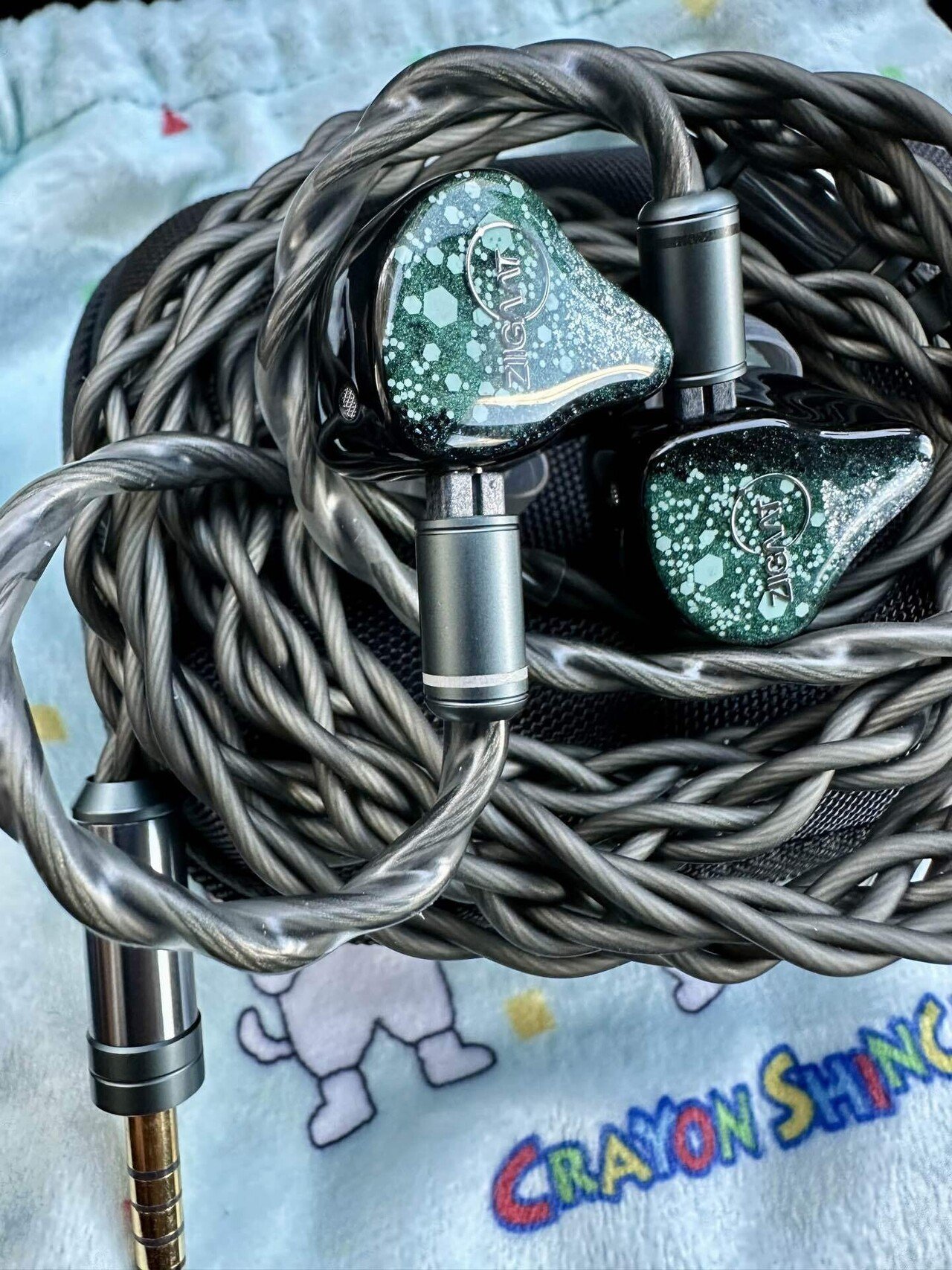 4 【神機認定】Ziigaat Arcanisが描き出す解像度と空間表現の音世界