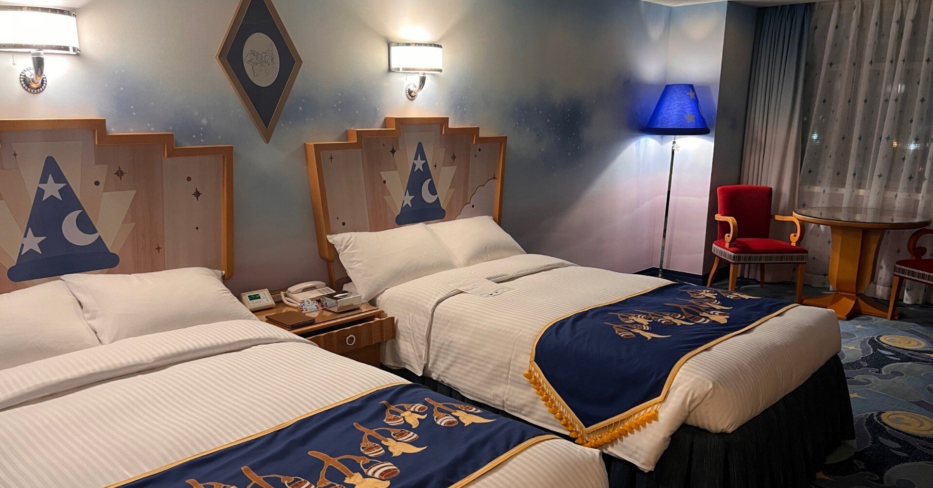 ディズニーアンバサダーホテル 新ミッキーマウスルーム 魔法使いの弟子