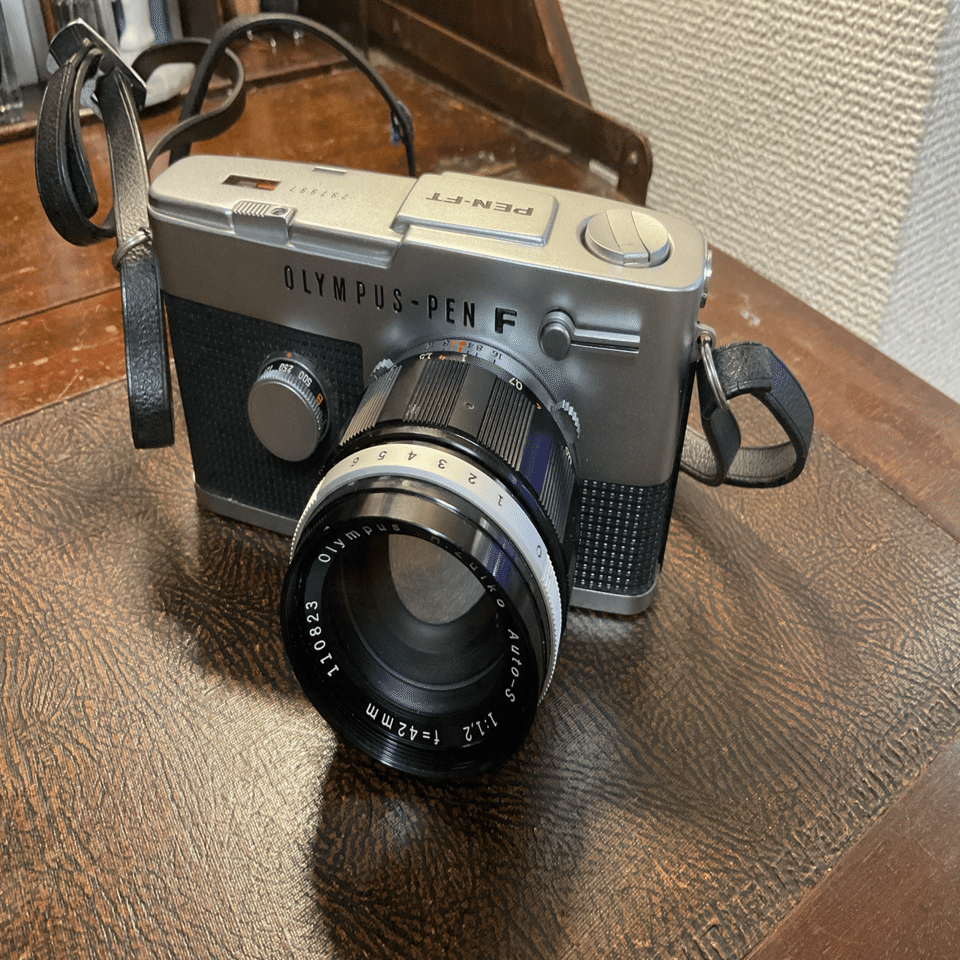 昭和レトロ フィルムカメラ オリンパスペンFTが出てきました。｜こりぽん