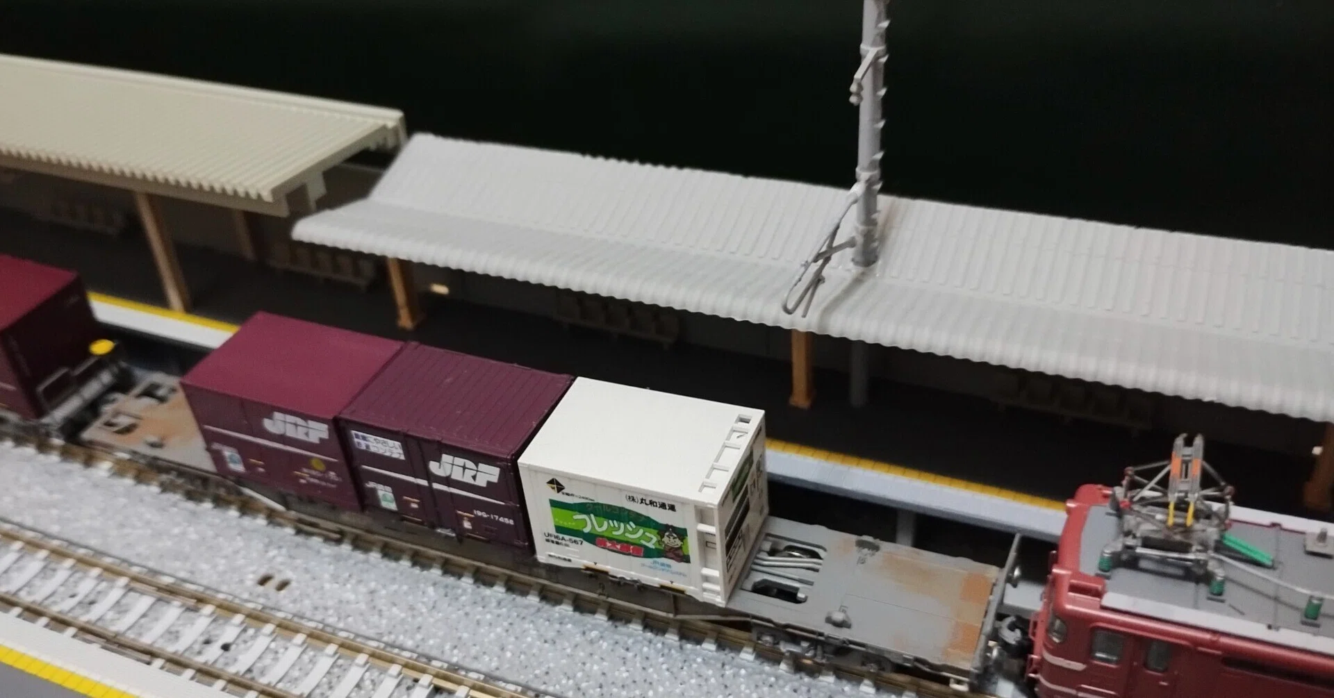 TOMIX]Nゲージで屋根付きの桁式対向式ホームを作る[GREEN MAX]｜AKC_nt3